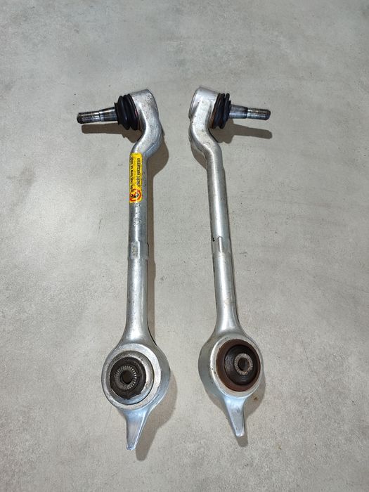 Ричаг BMW E39 Передній Нижній прямий Нижний прямой ричаги підвіски