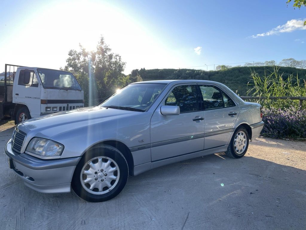 Mercedes c220 CDI 99 alegance