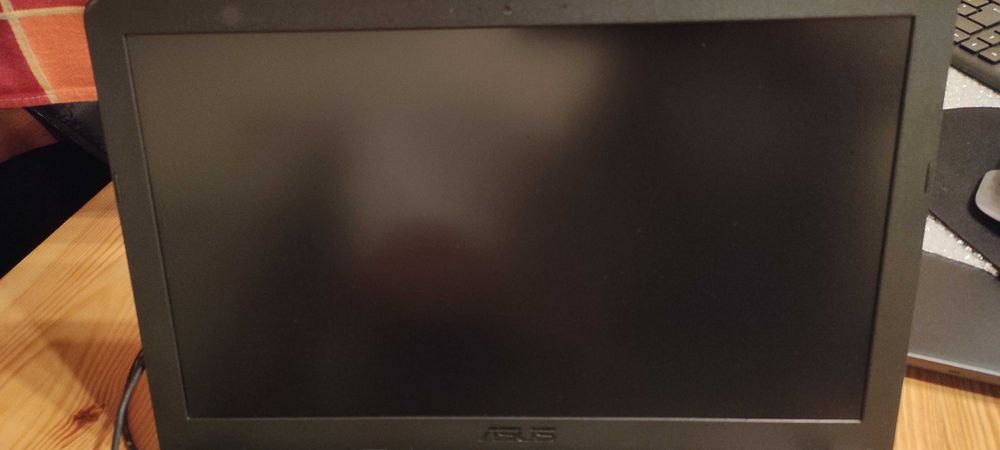 Portátil ASUS I5 15.6 "