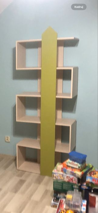 Polka na zabawki/ksiazki 38x75x200