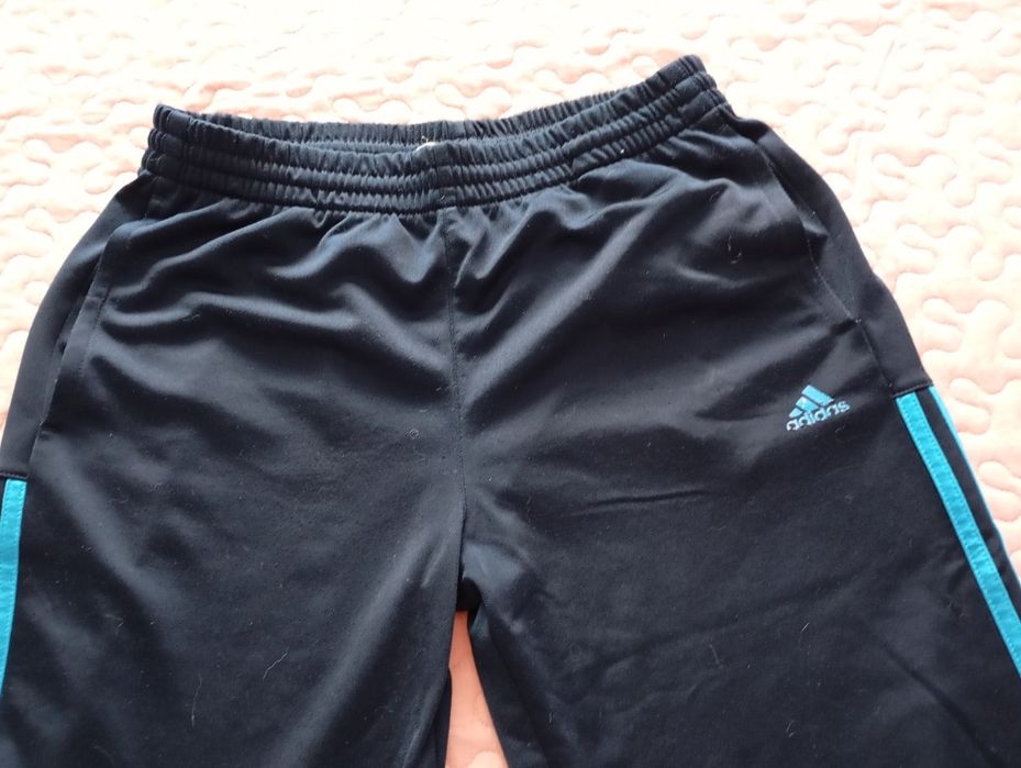 Calças desportivas adidas