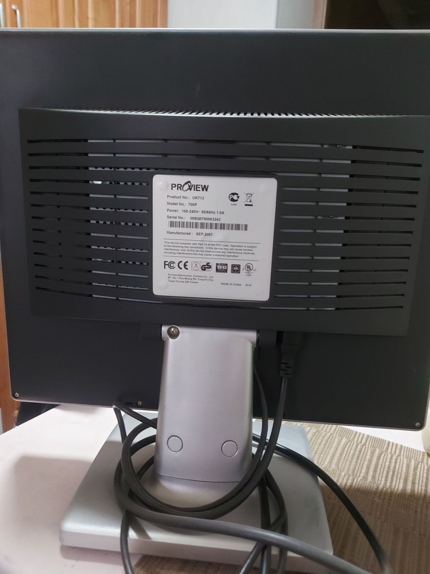 Монитор Proview 700p