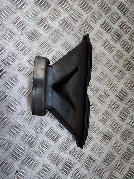 Fiat 126p wlot kierownica powietrza nawiewu