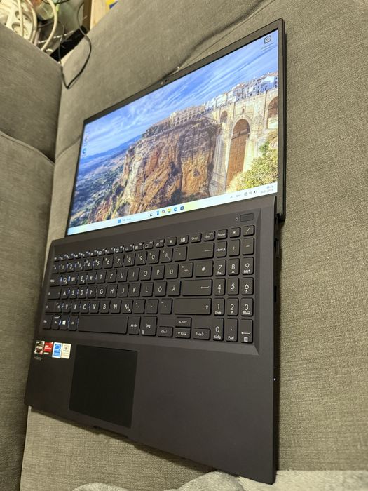 Asus ExpertBook L1500CD