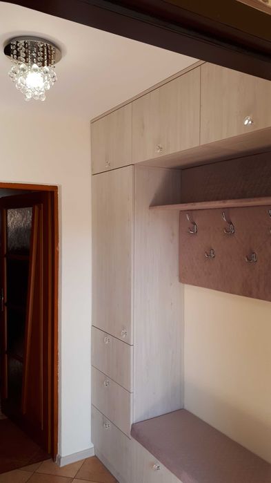 Szafy wnękowe Drzwi przesuwne Zabudowy Garderoby Kuchnie PRODUCENT