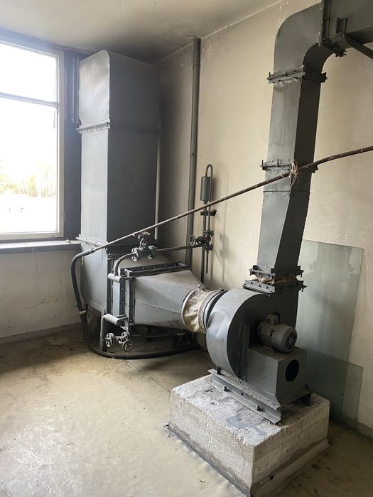 Oddam za darmo sprzet biurowy i techniczny