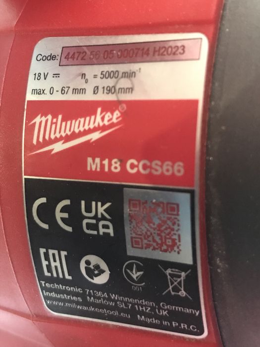 Безщіткова циркулярна пила Milwaukee M18 CCS66 з Англії