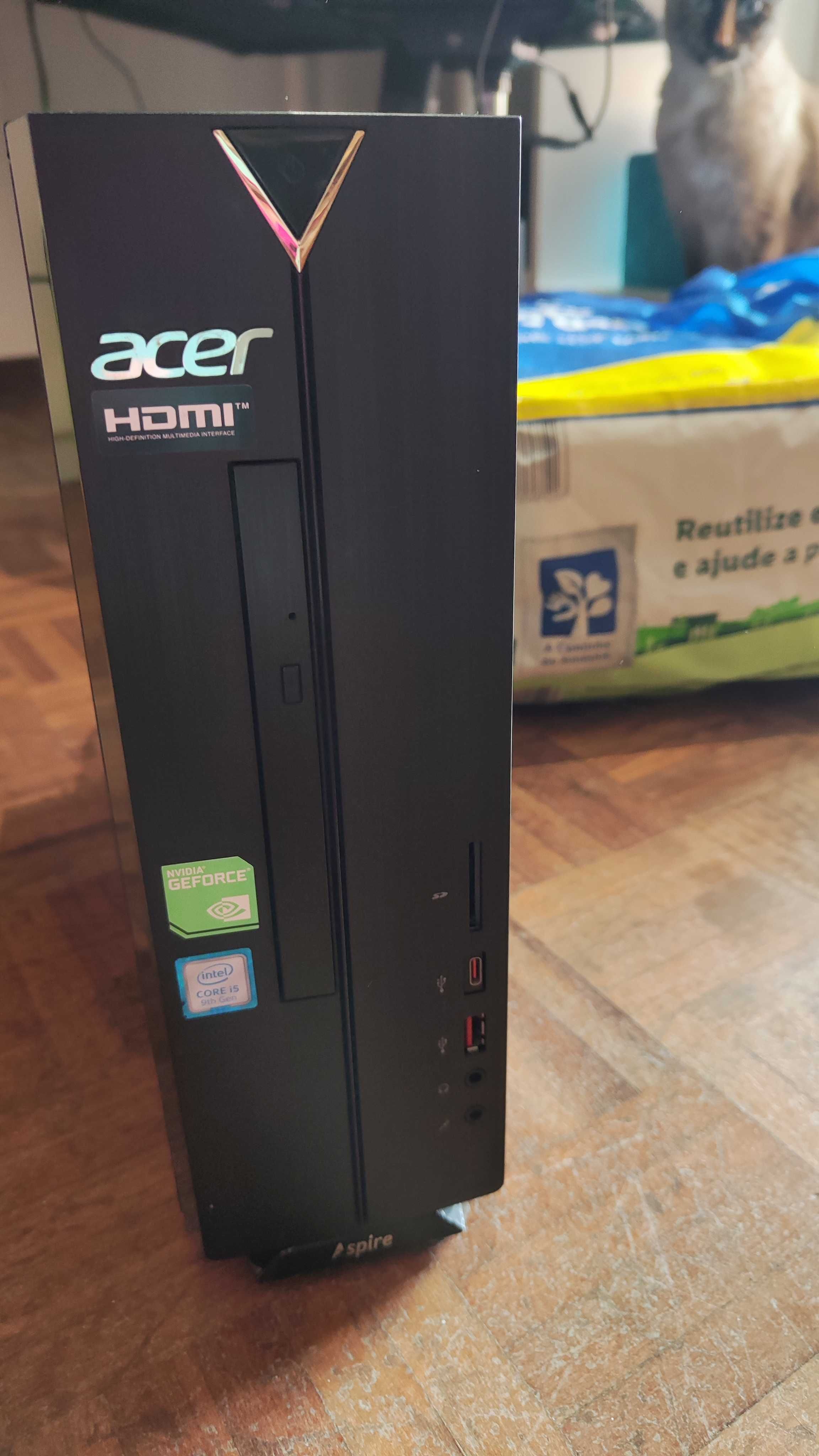 Torre de PC Acer XC886