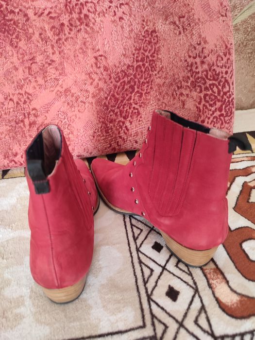 Шкіряні чобітки козаки