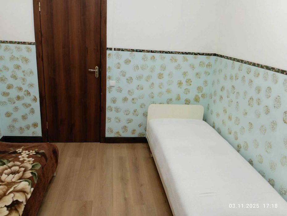 Сдам  Шевченківський р-н  м Нивки 5 хви.  вул Гончарова(Брюссельська)