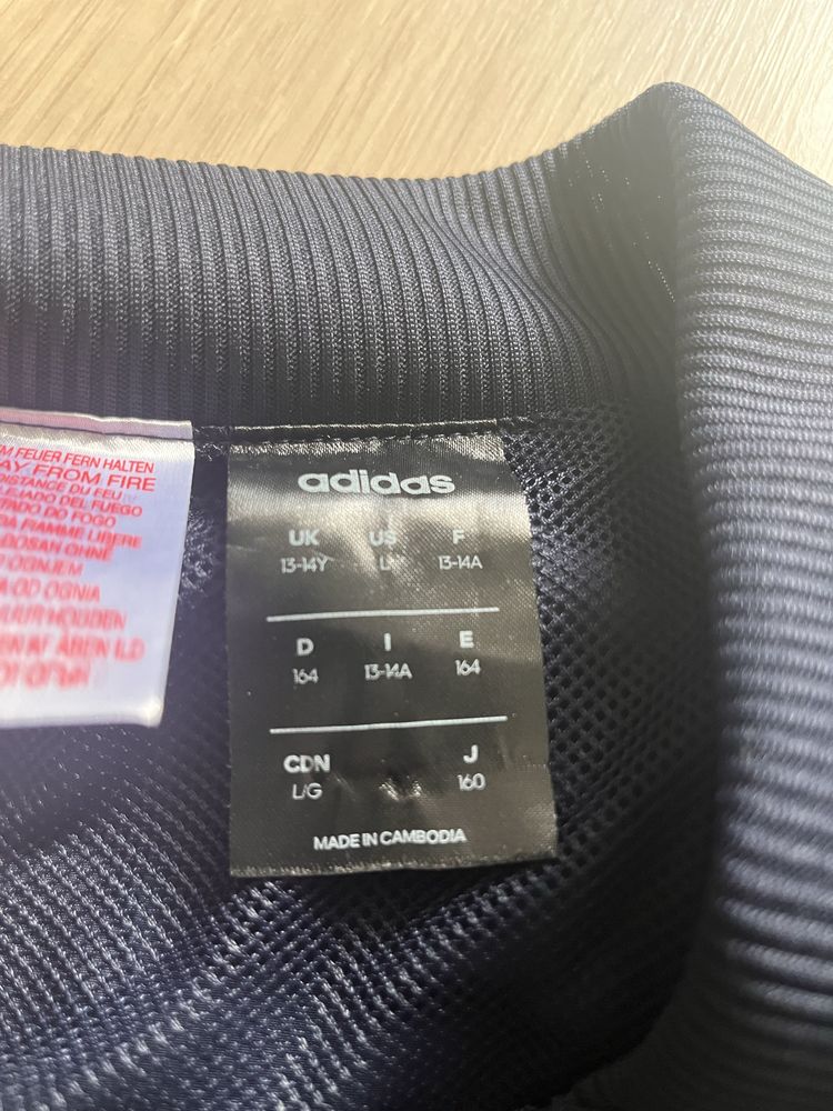 Kurtka wiatrówka Adidas