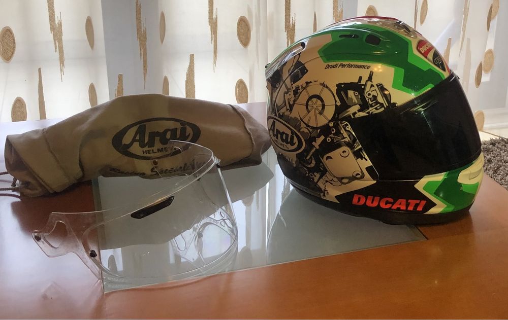 Capacete arai rx7