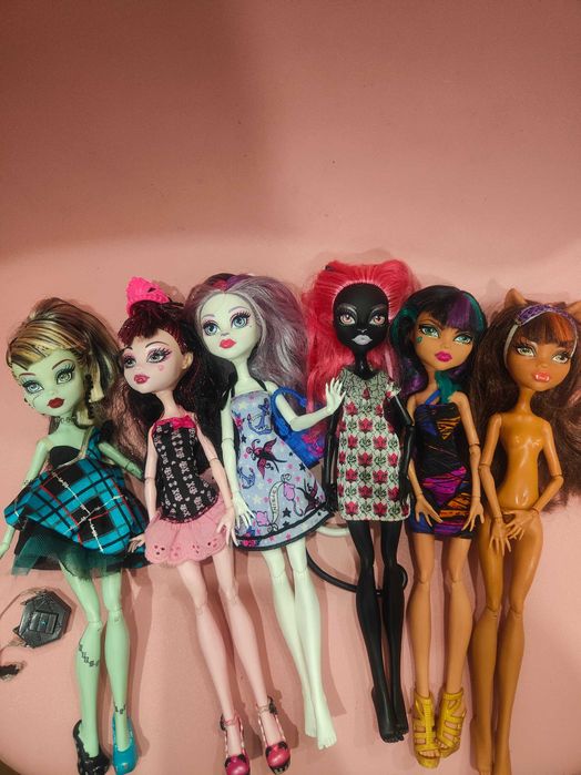 Куклы Хоулин,Клео,клодин,Фрэнки,Дракулаура,Клавдия,Кетти,венера,эбби