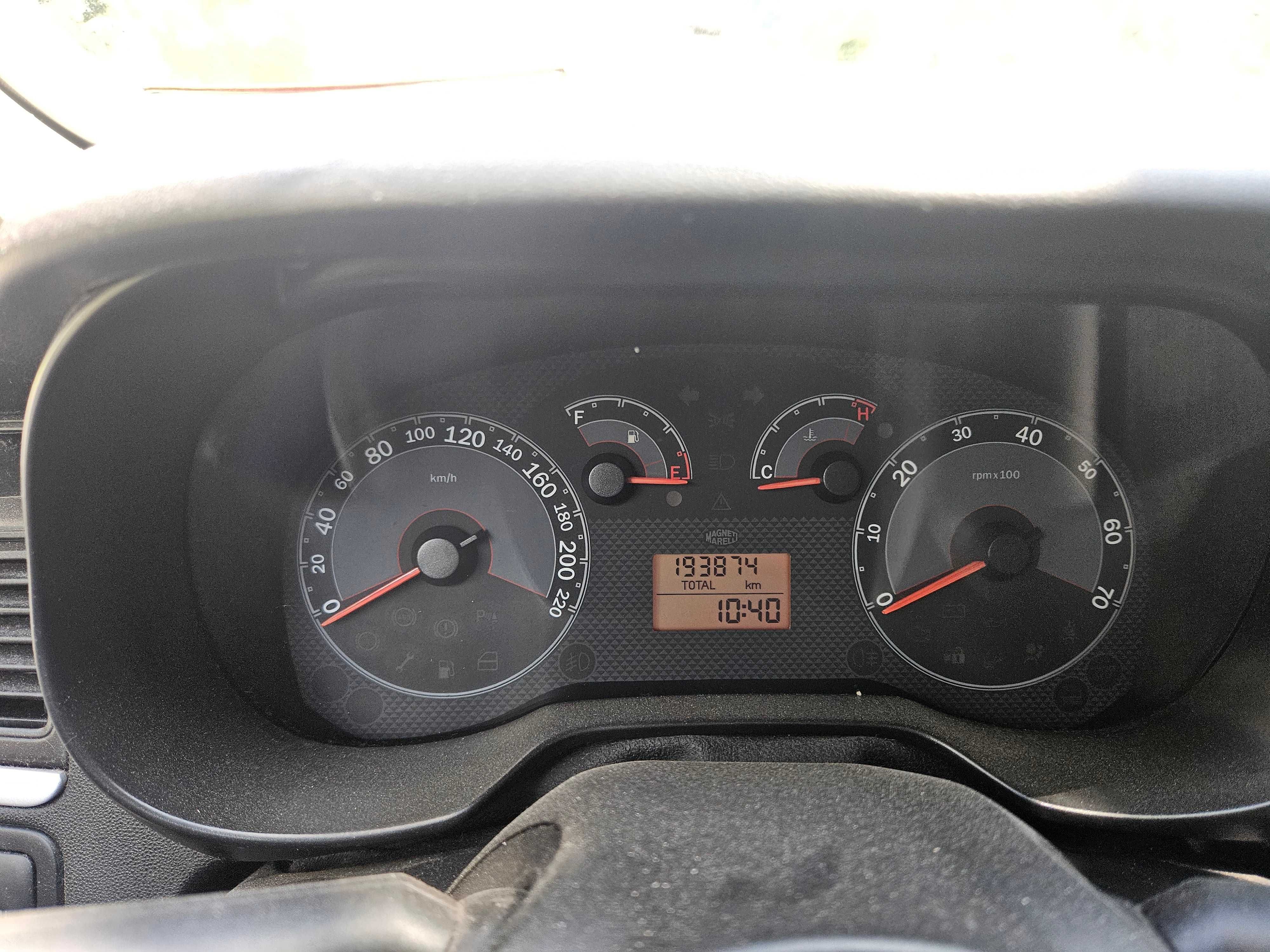 FIAT LINEA 1.4 LPG 2008r.