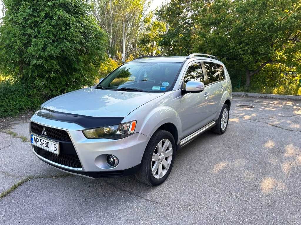 Mitsubishi Outlander AWD