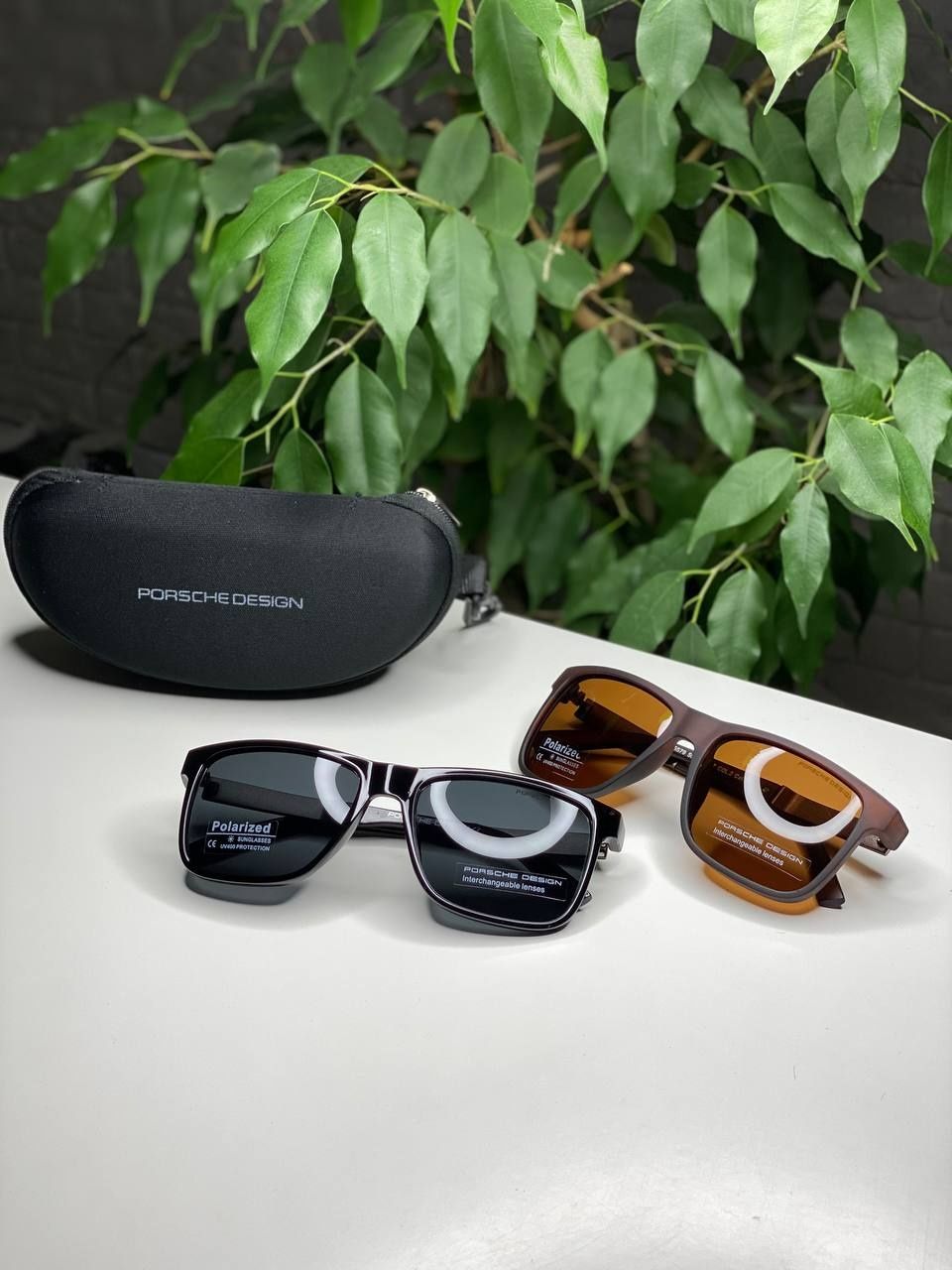 Солнцезащитные очки Porsche черные глянцевые с поляризацией Polarized