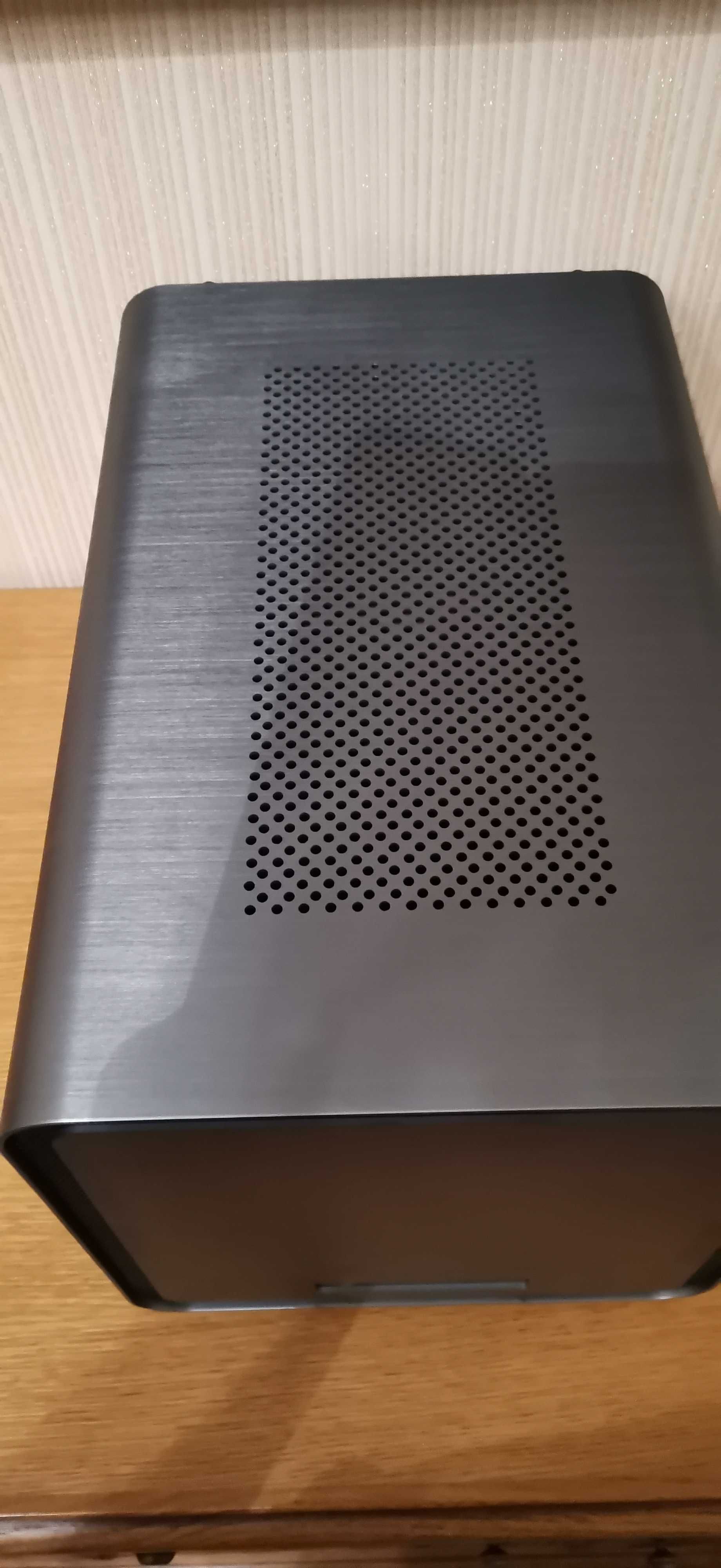 Корпус для ПК Qube V8 Gray, стан нового, повна комплектація