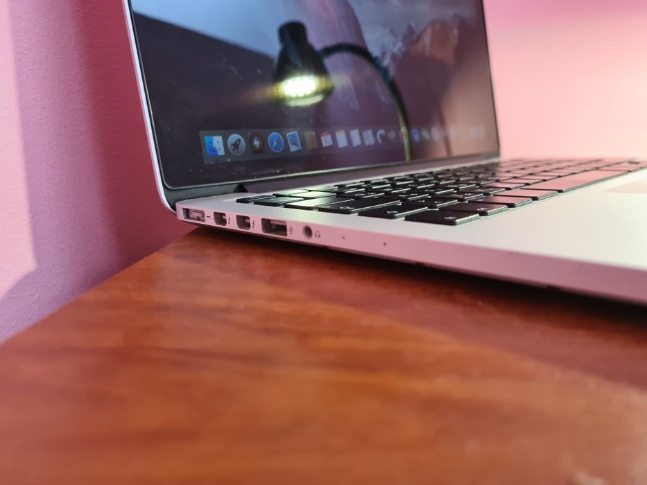 Apple MacBook Pro a1502 8/256