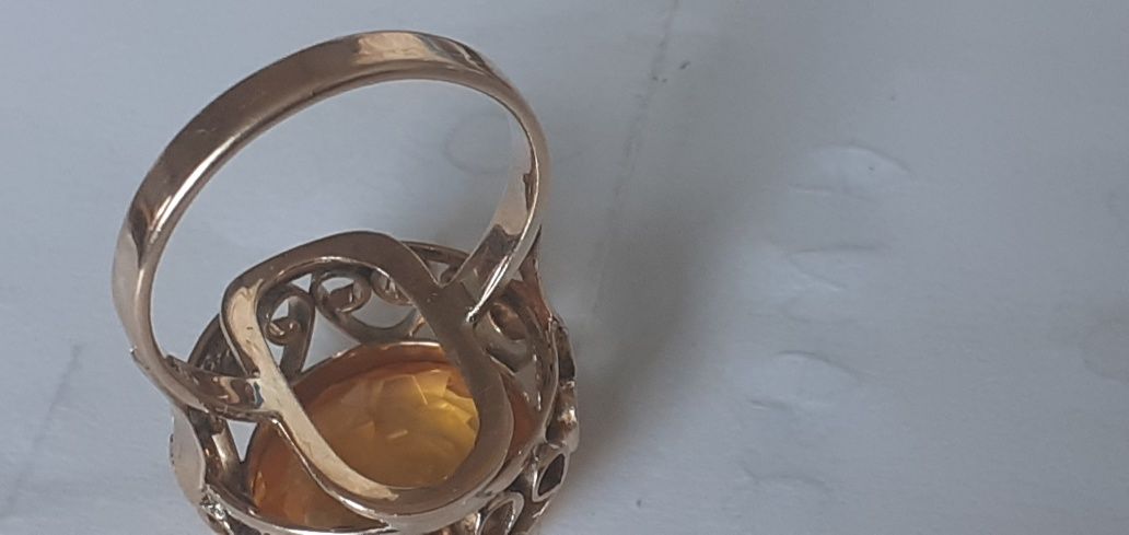 Stary złoty pierścionek PRL