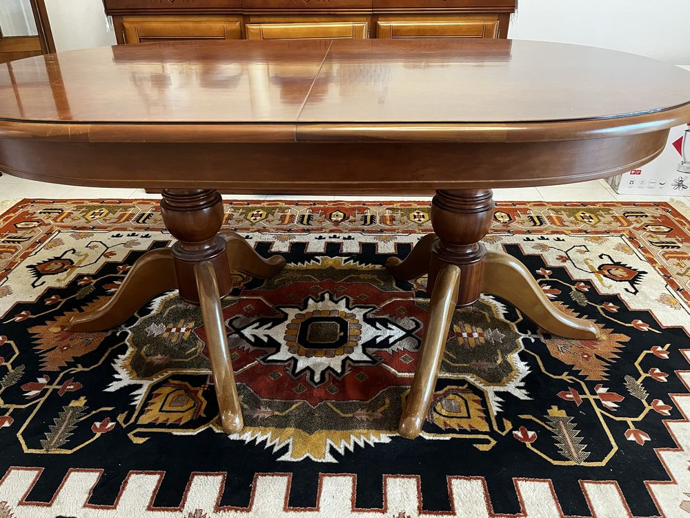 Conjunto Mesa extensivel + 6 cadeiras em madeira