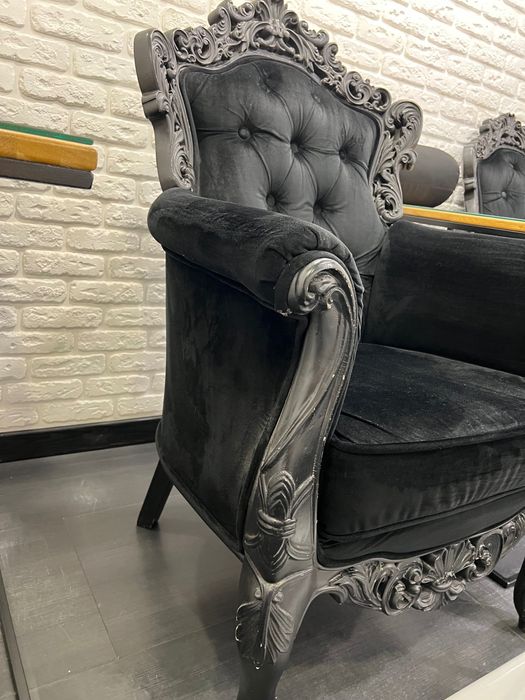 2 крісла бароко чорні