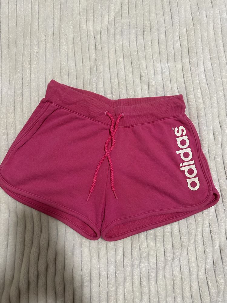 Calções adidas femininos