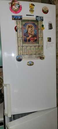 Холодильник Самсунг под ремонт или на запчасти