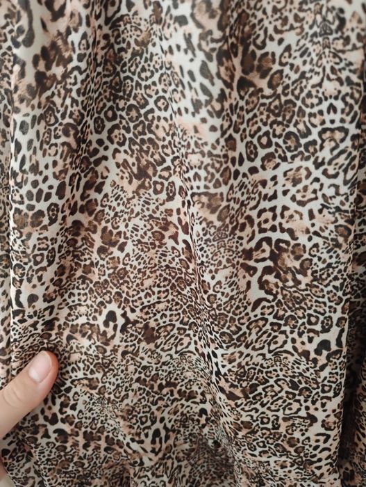 Sukienka w panterkę