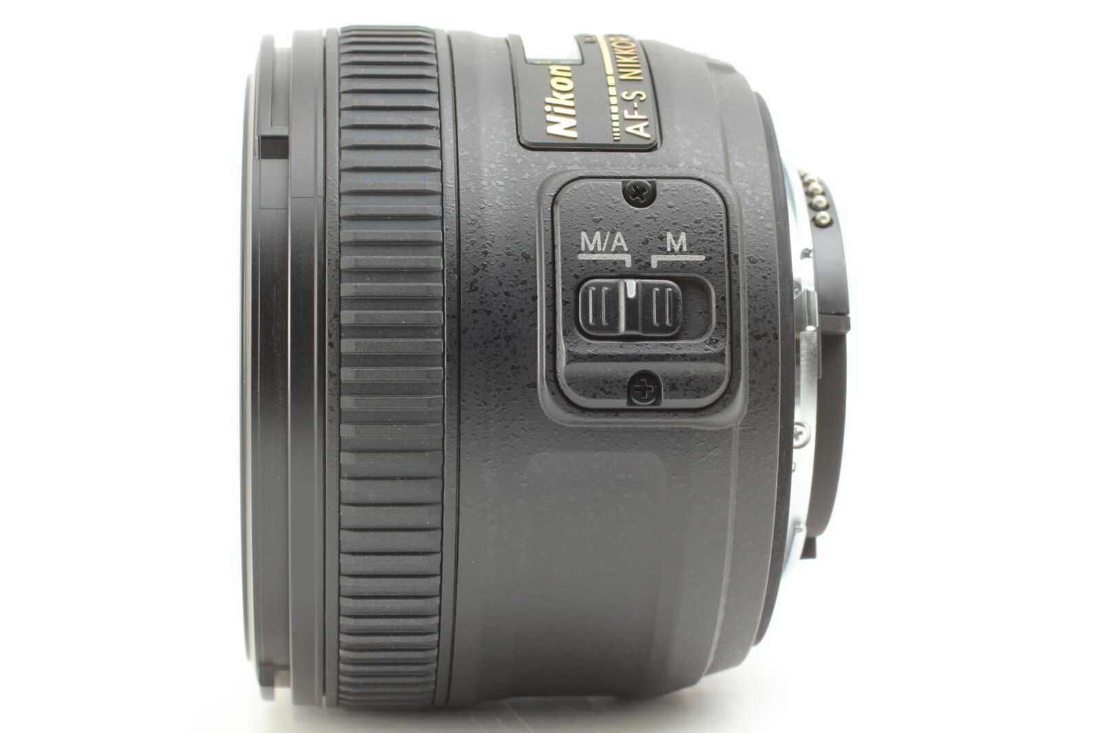 Nikon 50mm f/1.8