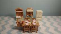 Sylvanian Families Wiejska Kuchnia z Lodówką 5341
