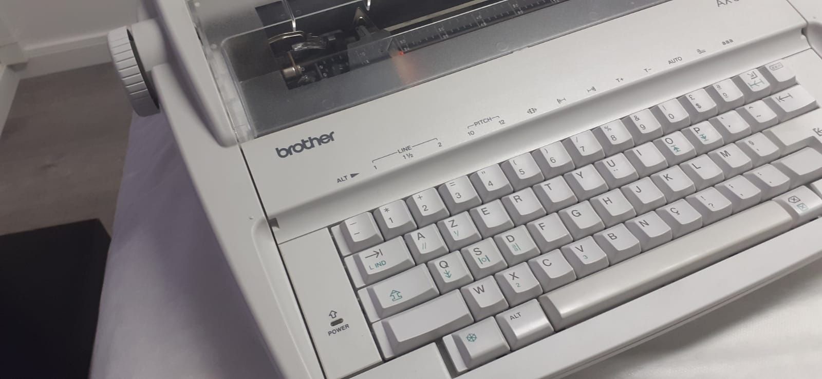 Máquina de escrever electrónica brother ax 310