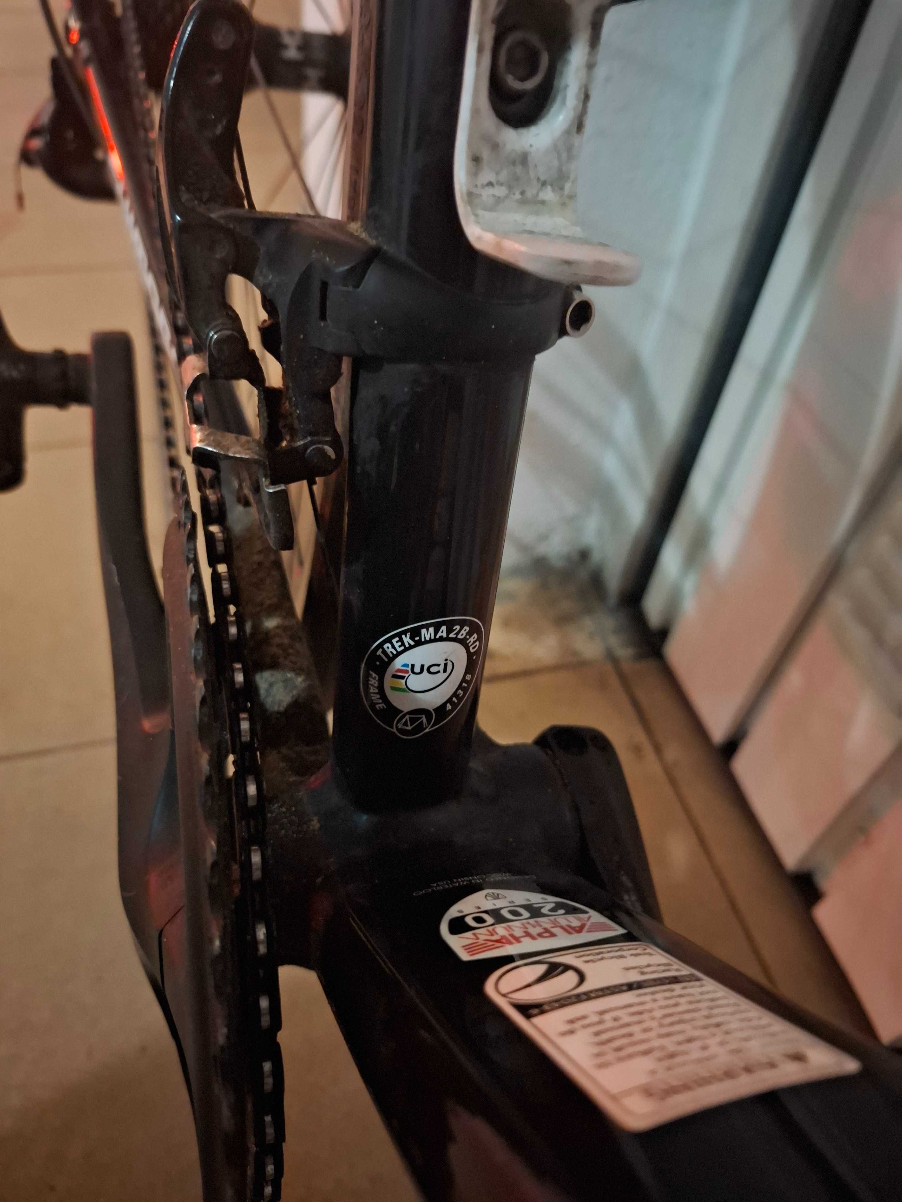 Bicicleta de estrada TREK MADONE 56cm com rodas MICROTECH MCT38