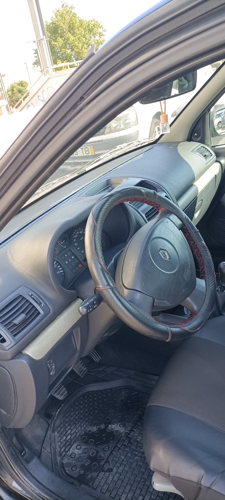 Vendo Renault Clio 2 Comercial