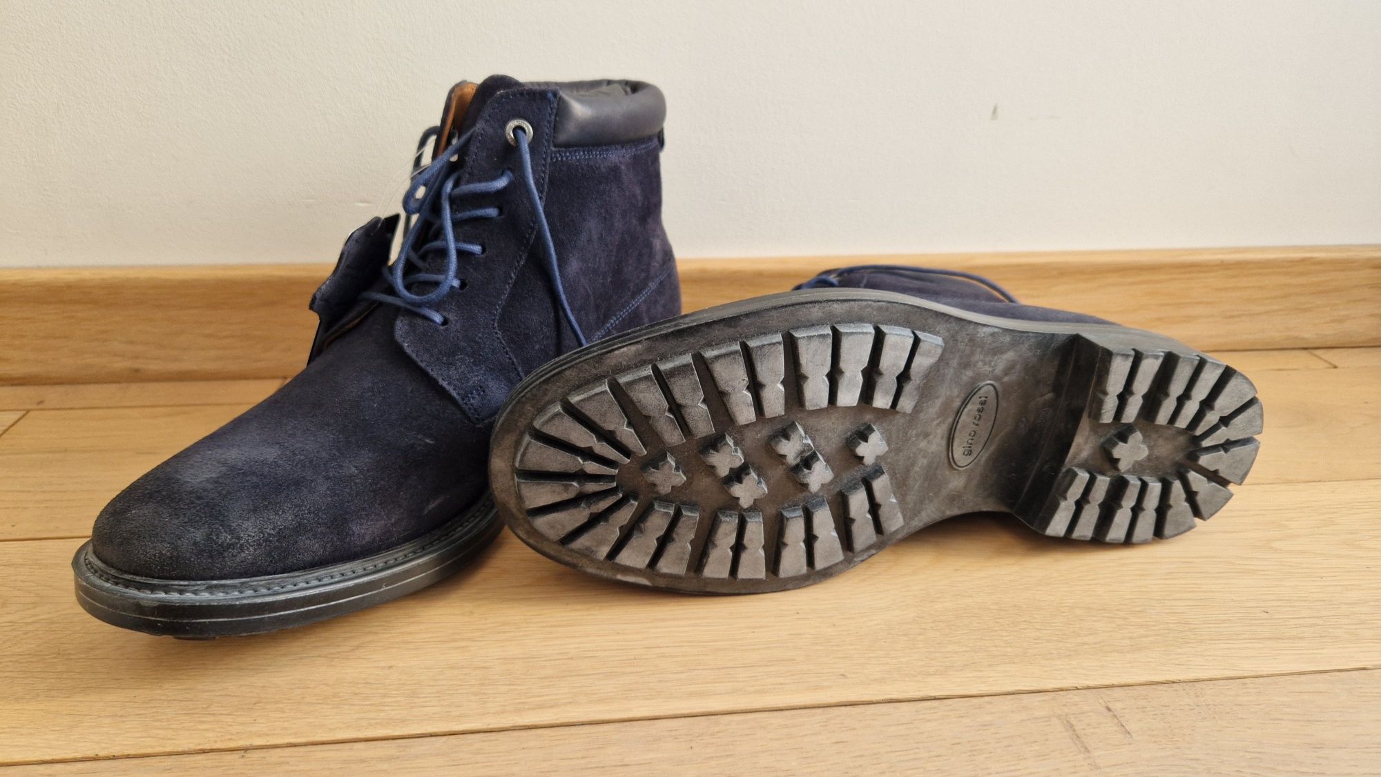 Nowe buty (trzewiki) Gino Rossi, rozmiar 42