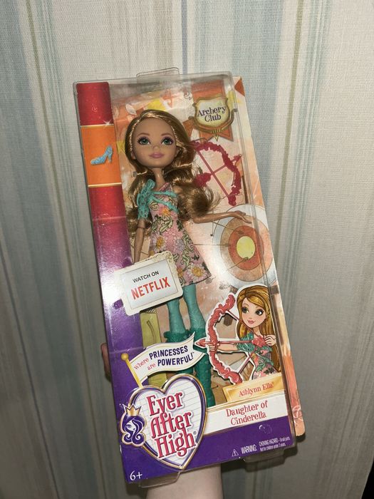 Лялька евер афтер хай запакована