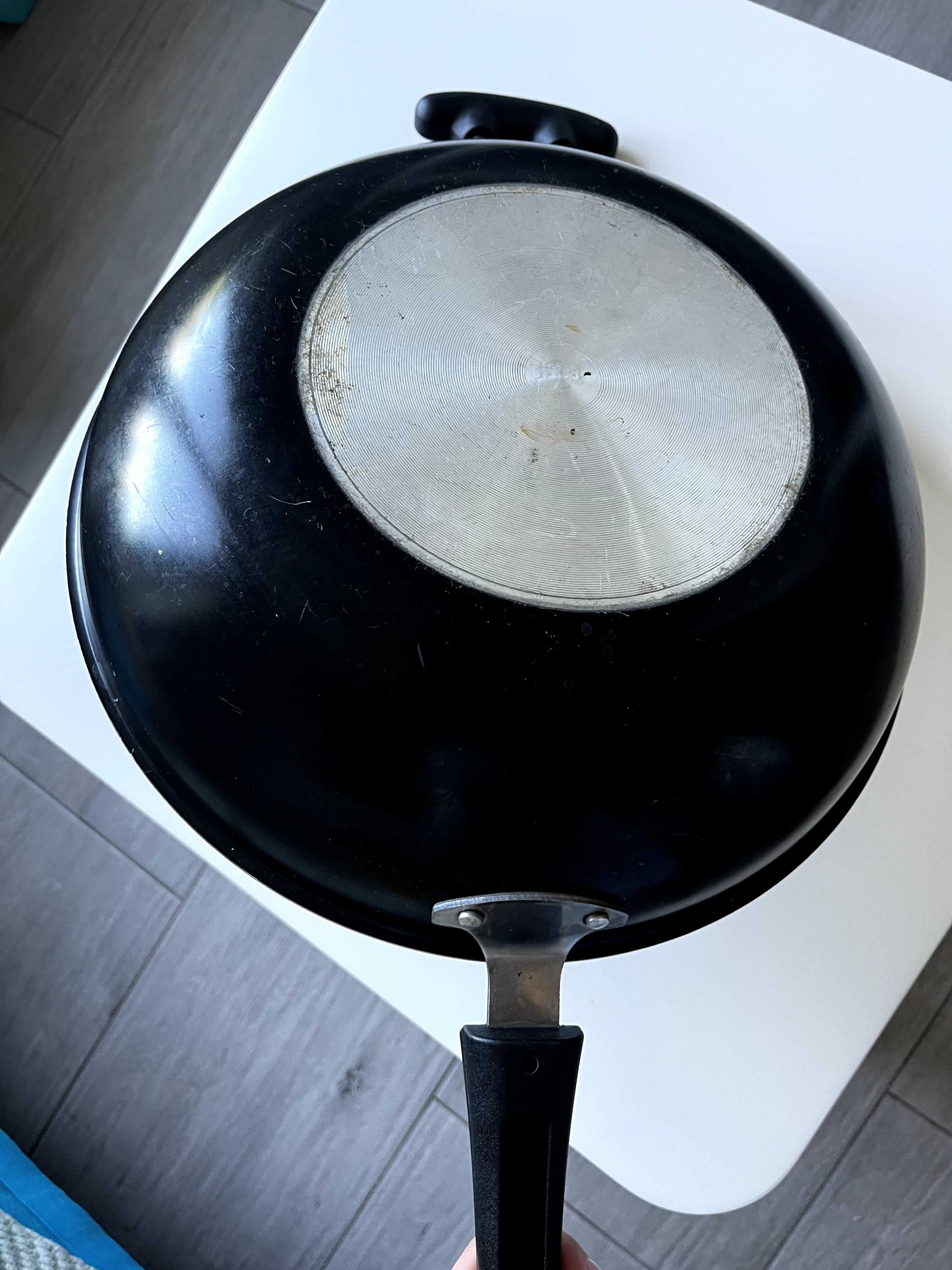 Wok aluminiowy Ikea