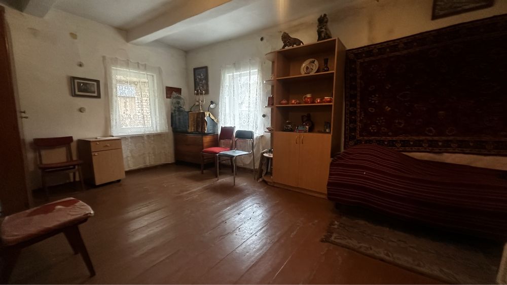 Продається половина будинку біля лісу в с.Тетерівка