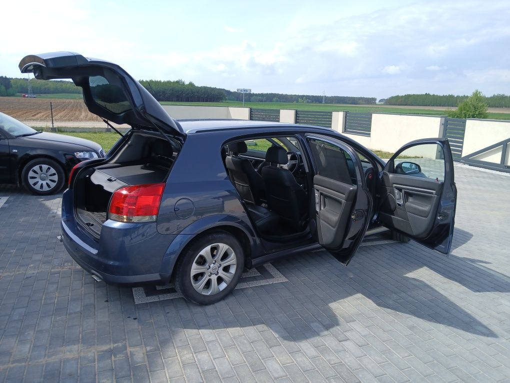 Opel Signum 2.0t 2008r.