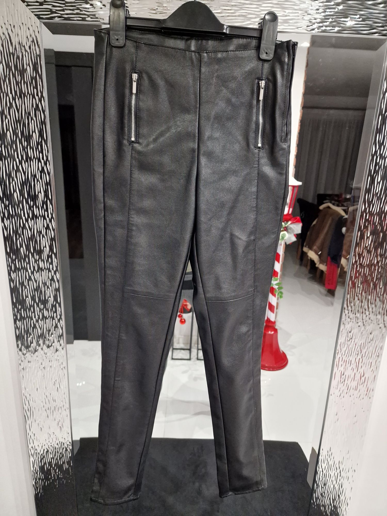 Nowe skorzane  legginsy spodnie H&M 34 xs skora wada