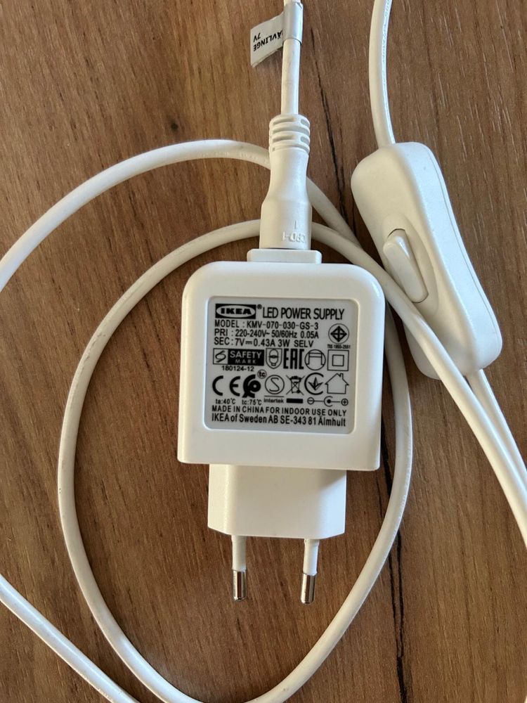 Lampka na biurko Ikea Navlinge