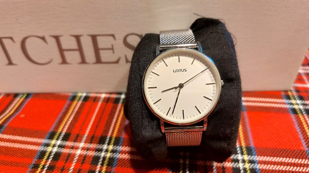 Zegarek Lorus srebrny