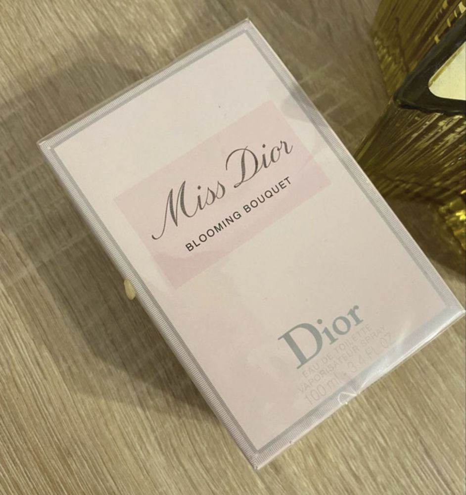 Woda toaletowa, perfumy Miss Dior 100 ml