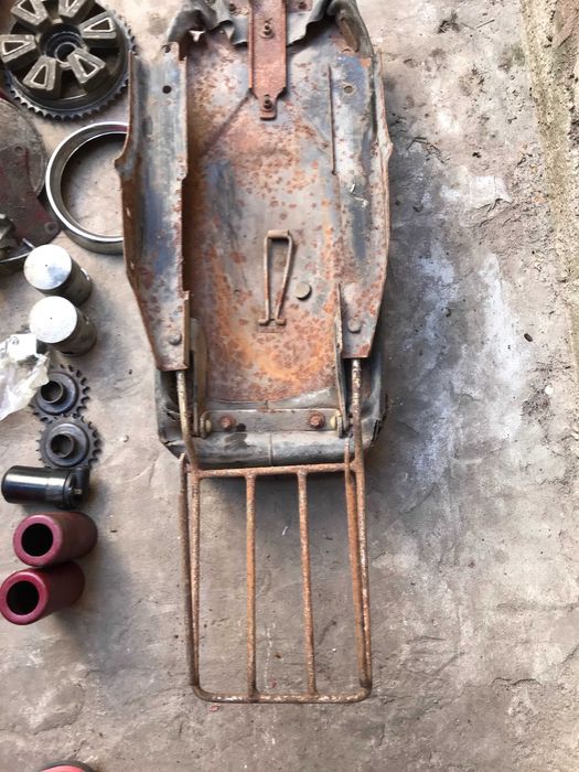 Сидение мотоцикла с багажником