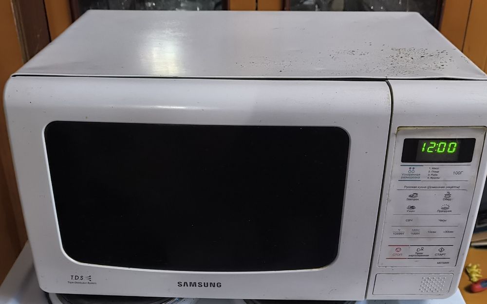 Мікрохвильовка Samsung