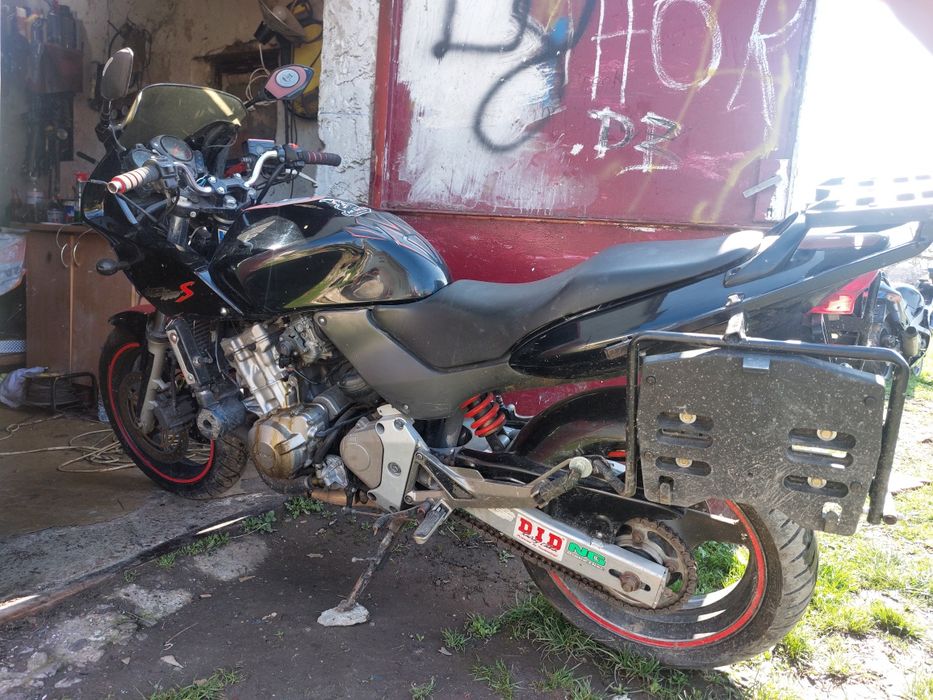 Запчастини Honda