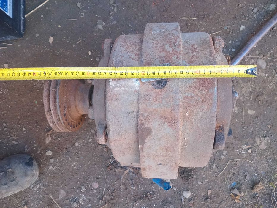 Продам або обміняю трьох-фазний мотор.мочний бочка.