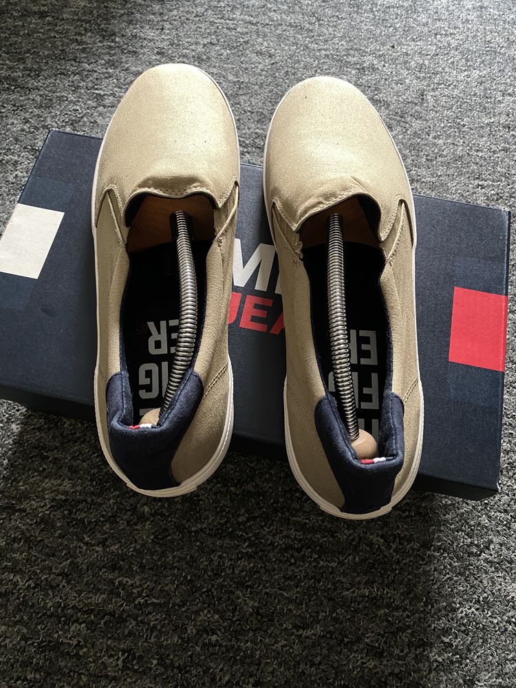 Jak nowe sneakersy Tommy Hilfiger Iconic roz 45