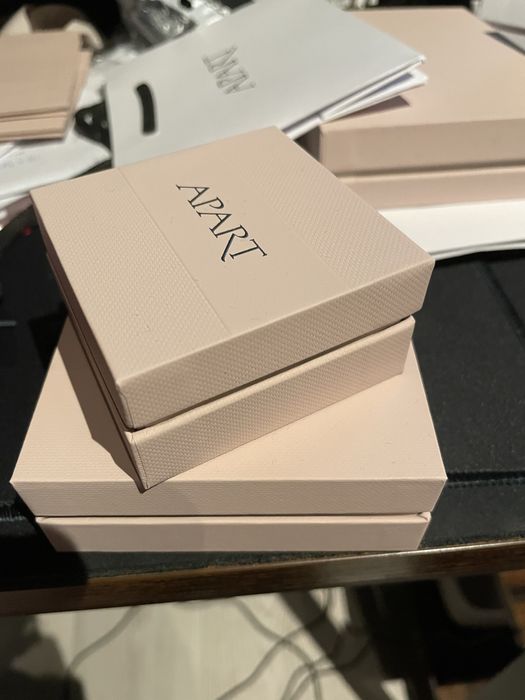 Pudełko na biżuterie apart