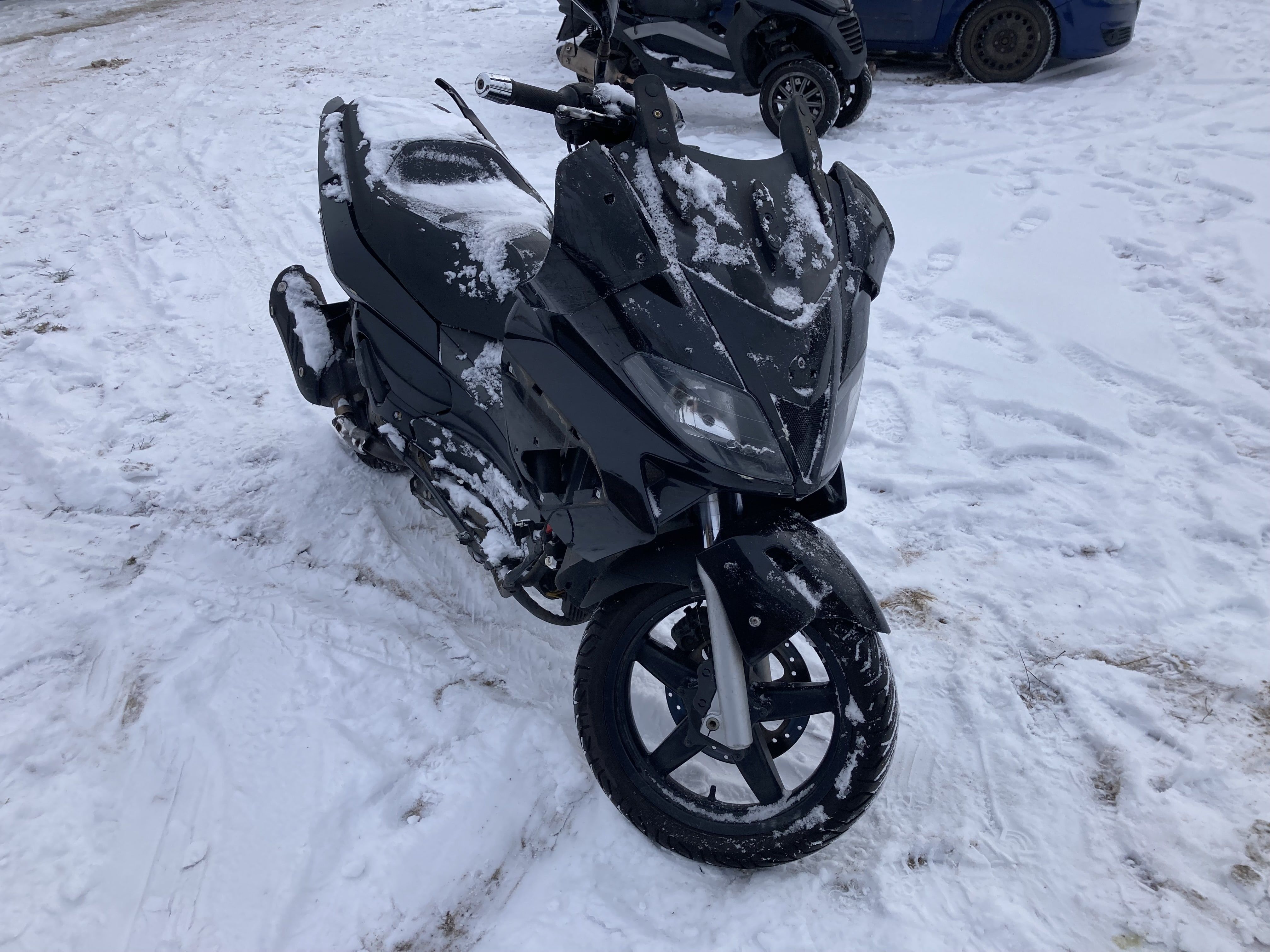 Gilera Nexus 300 części czasza osłony silnik kokpit linka lagi