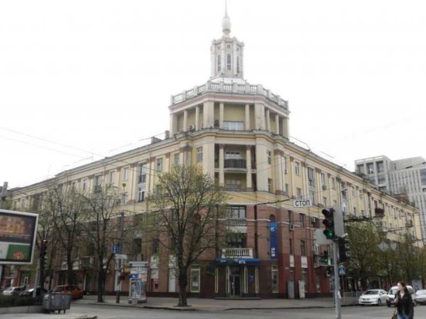 Продам 3-х комнатную сталинку в Центре, пр-кт Яворницкого дом 83
